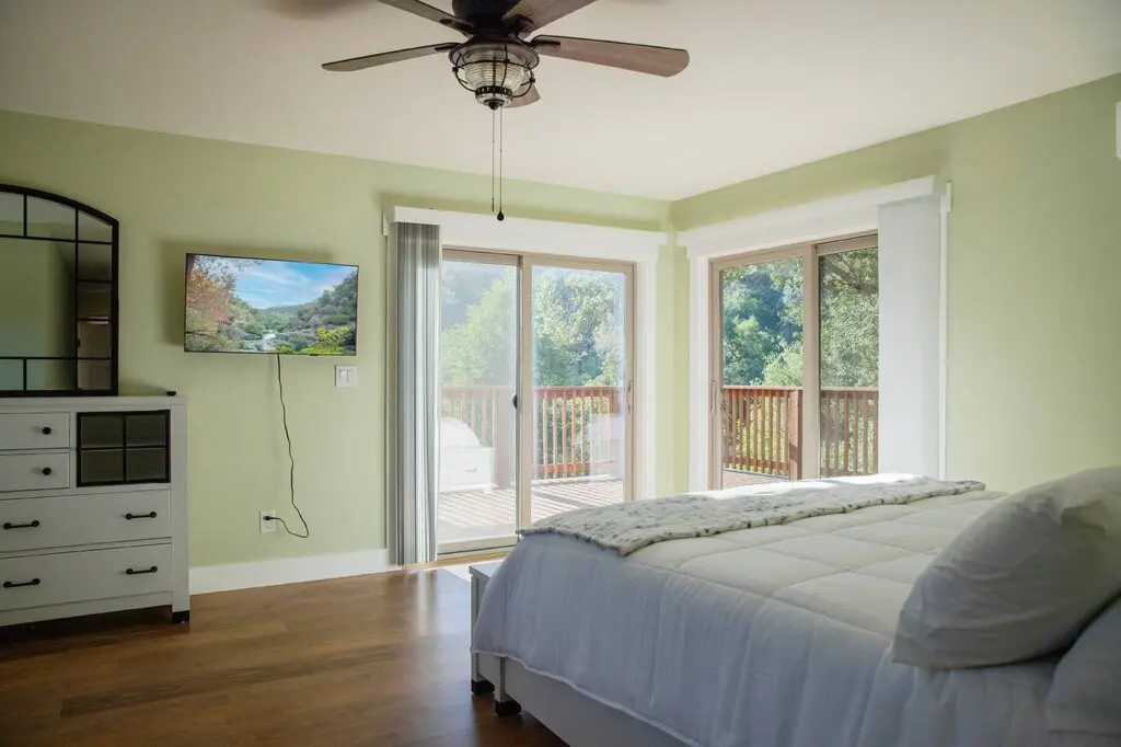 a23f3f05 6f49 4329 8201 117dee530ed6