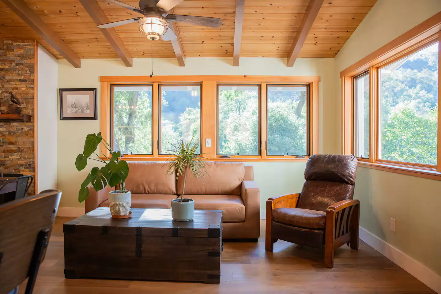 ecade488 9c0d 4be0 82dd 75a067445a2e