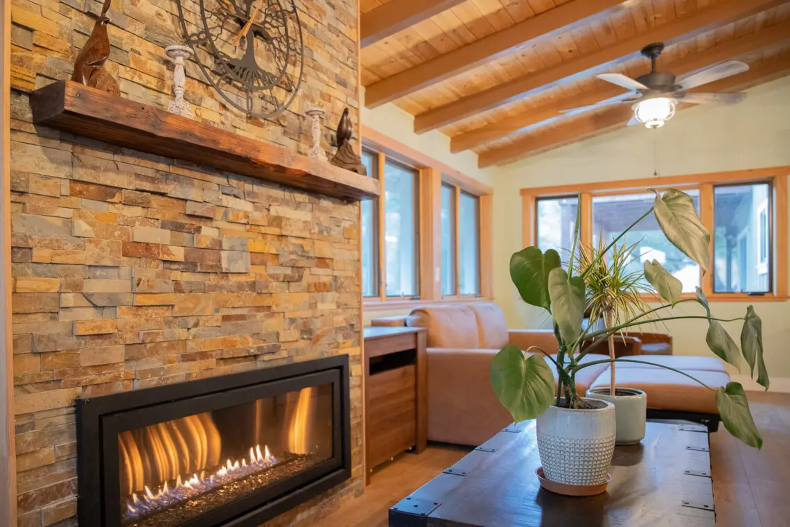 f5c12040 c1b2 45d3 9ab3 fc9b5aeb0b25